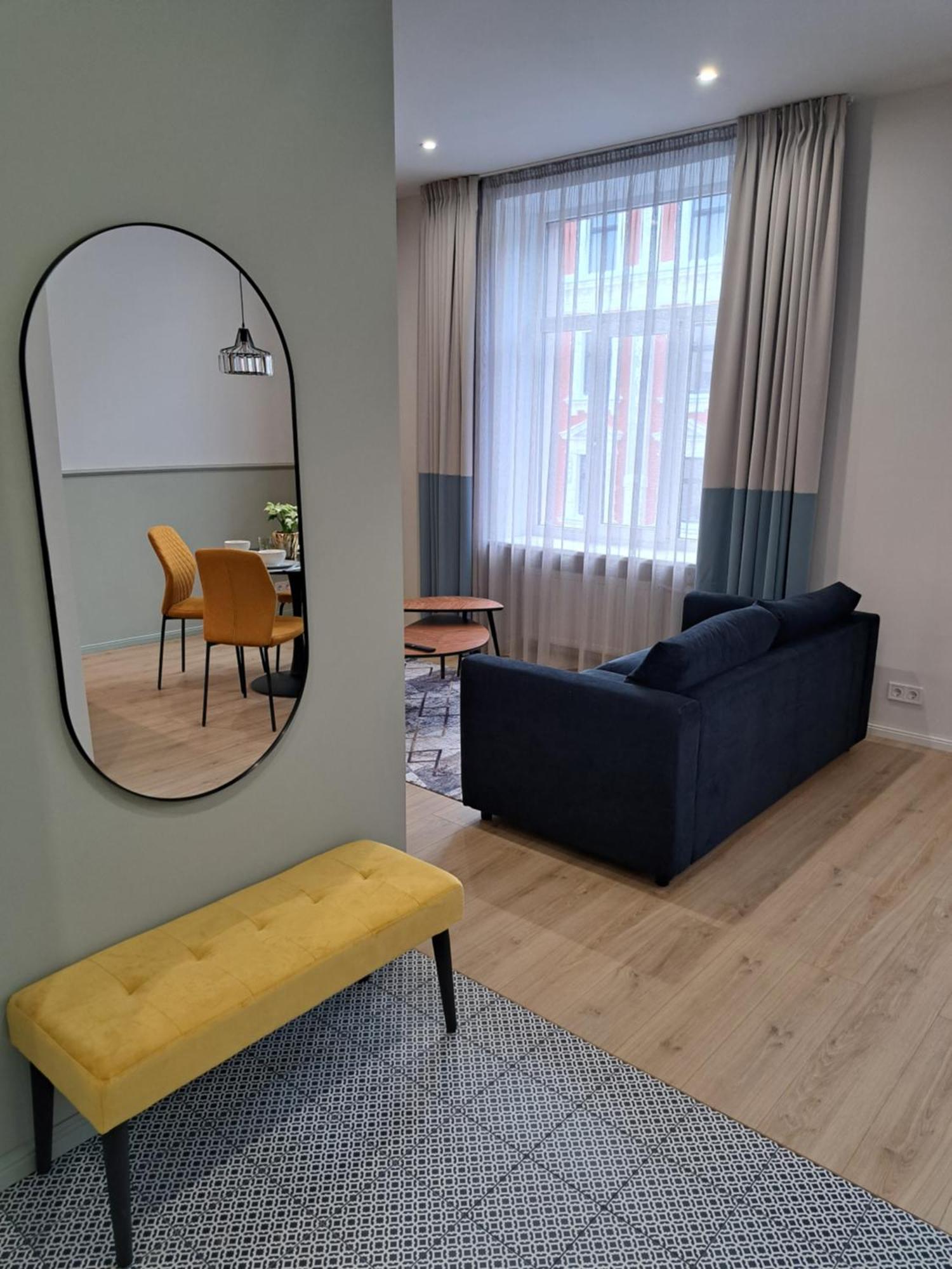 Golden Palms Apartment In The City Centre Riga Buitenkant foto