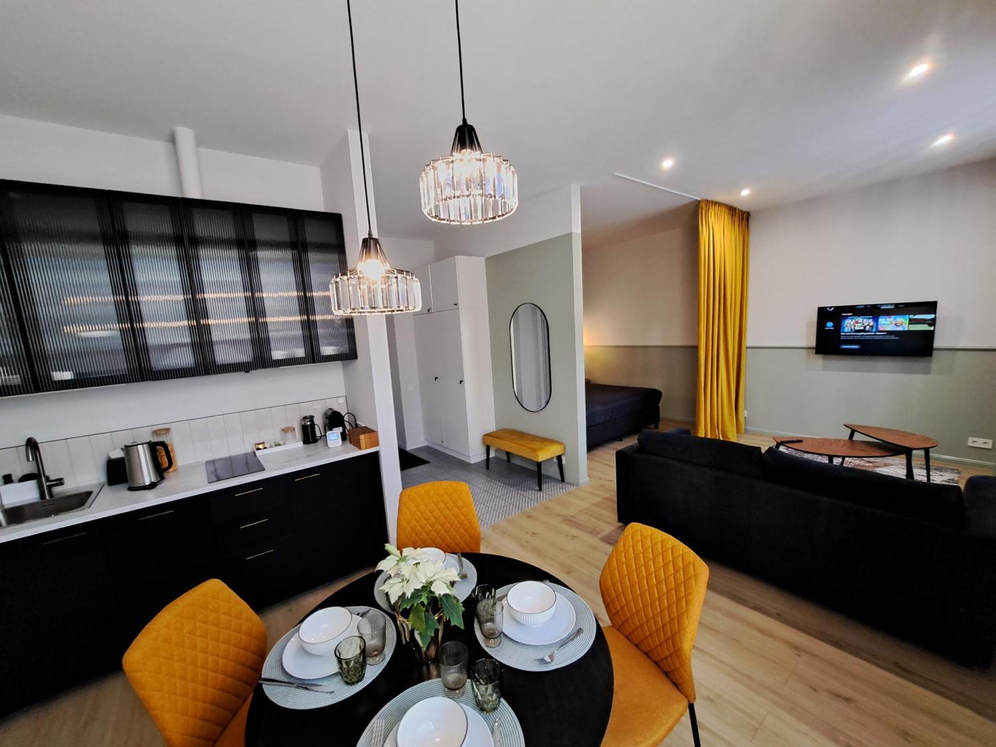 Golden Palms Apartment In The City Centre Riga Buitenkant foto